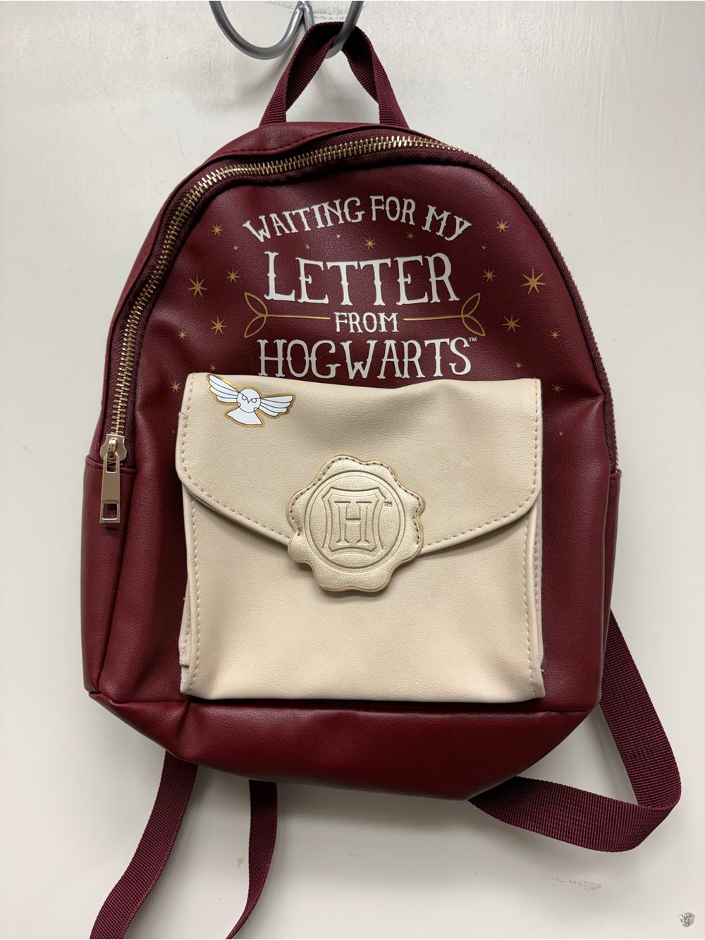 Bioworld Burgundy and Cream 'Letter From Hogwarts' Mini Backpack